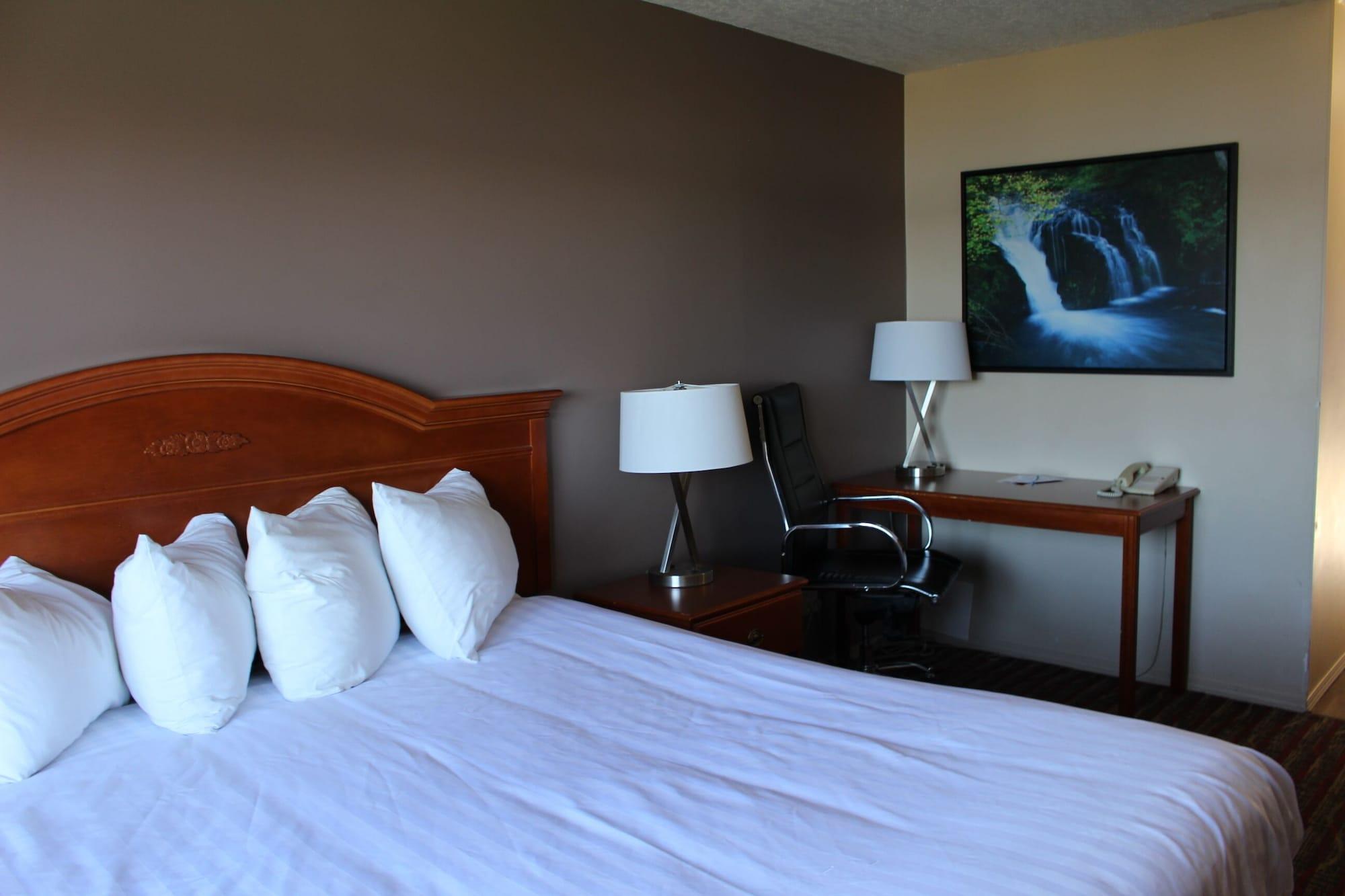 Ramada By Wyndham Campbell River Esterno foto